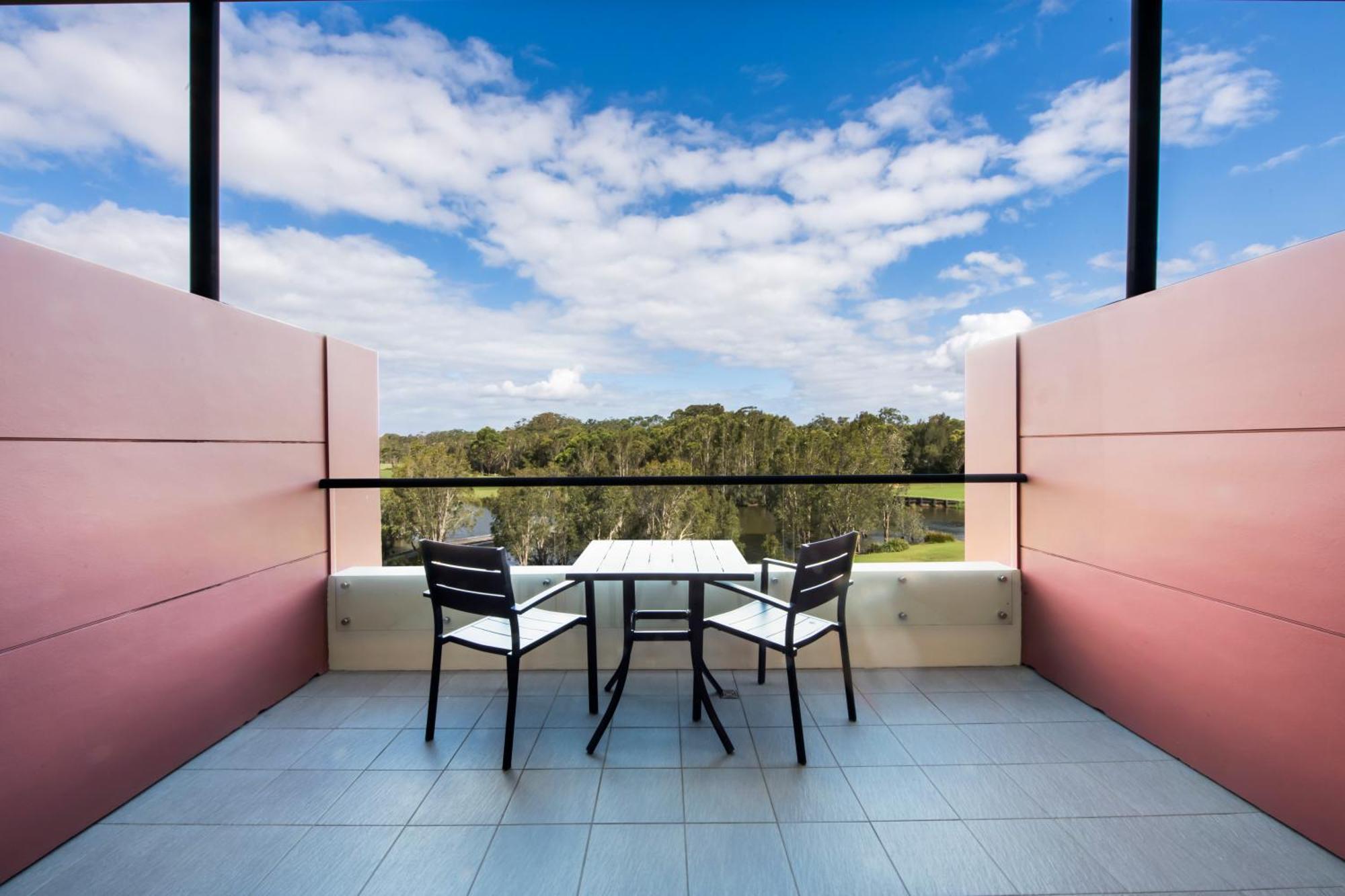 Mercure Kooindah Waters Central Coast Wyong Esterno foto